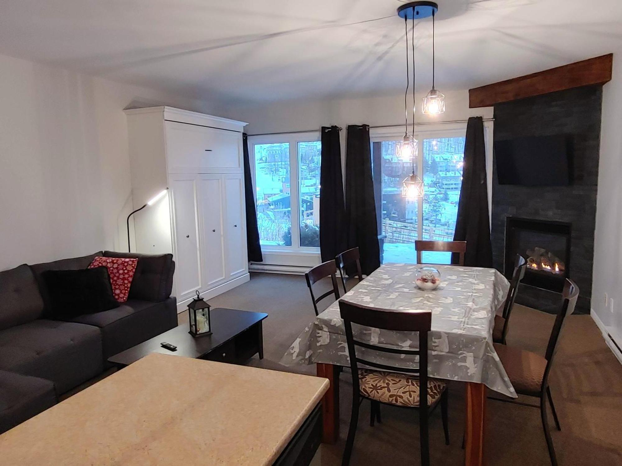 Apartamento Au pied des pentes Bromont Exterior foto